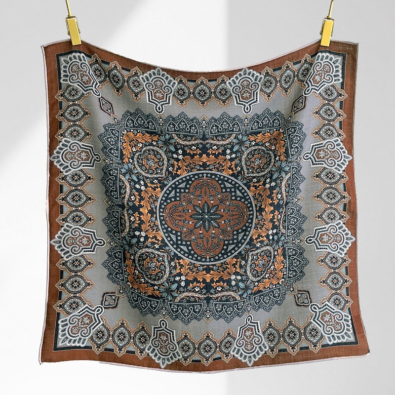 Central Compass Persian Floral - Shawl Wrap Winter ulasan dan harga